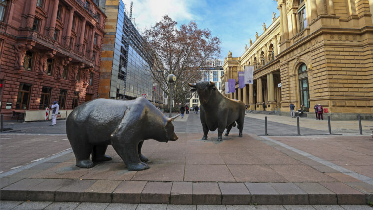 Rosszul szerepelt a magyar tőzsde, ütik a tech cégeket a világban