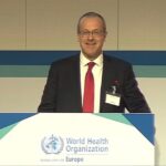 A WHO szerint akkor lehet kötelezővé tenni a vakcina beadását, ha máshogy már nem emelhető az “oltási kedv”