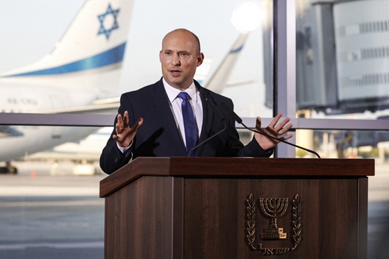 Történelmi látogatáson az izraeli miniszterelnök az Egyesült Arab Emírségekben