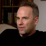 Járai Máténak segítségre volt szüksége, hogy feldolgozza, alkoholista szülők mellett nőtt fel