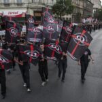 A Háttér Társaság bosszú-lobbija – Ismét újraindították Barcsa-Turner Gábor LMBTQP zászlós ügyét