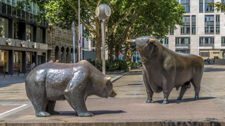 Az amerikai tőzsdéken is gyengén indul a hét