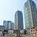 Mi lesz, ha kipukkan a kínai „ingatlanlufi”? – Íme néhány elgondolkodtató ábra