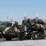 Orosz-ukrán válság: több mint tízezer orosz katona hagyja el az ukrán határt