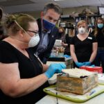 Felnyitották a Lee tábornok szobra alatti időkapszulát, de nem azt keresték