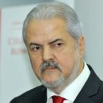 Visszatérhet a közéletbe Adrian Nastase volt román miniszterelnök