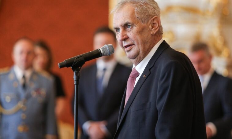 A cseh államfő a kötelező oltást szorgalmazza