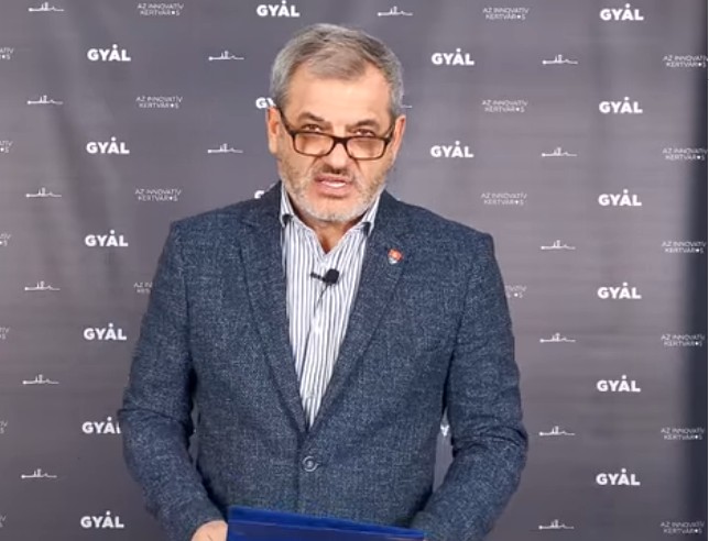 Ismét megjutalmazta magát Gyál fideszes polgármestere