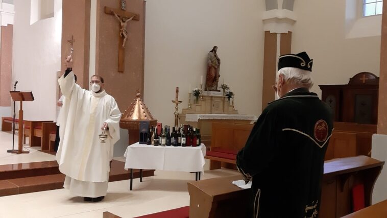 Szent János-napi boráldás Muzslán képekben