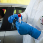 Hiába a magas átoltottság, “jön a soha nem látott mértékű fertőzési vihar”