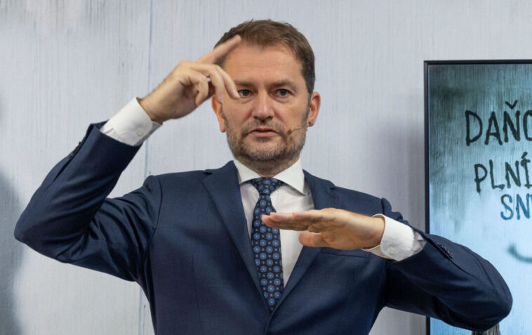 Matovič szerint a posta már elkezdte kézbesíteni az idősek oltási csekkjét