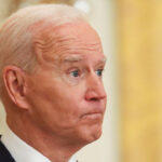 Így verte át a diákhiteleseket Biden, és még durván keresett is rajta