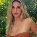 Nem takargatja a mellbimbóit Sylvester Stallone lánya