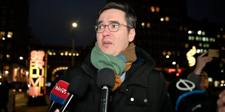 Karácsony beismerte, hogy csődbe vitte a fővárost