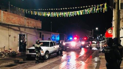 Öt fiatal holttestét találták meg egy autóba gyömöszölve Mexikóban