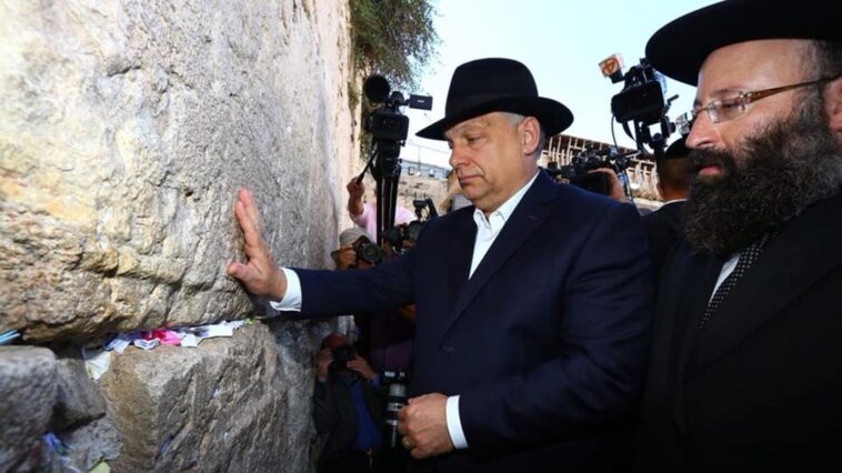 Antiszemitizmussal vádolta az amerikai nagykövet Európa legfiloszemitább kormányát