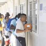 30 ezer illegális bevándorlóval enyhítené a munkaerőhiányt a görög kormány