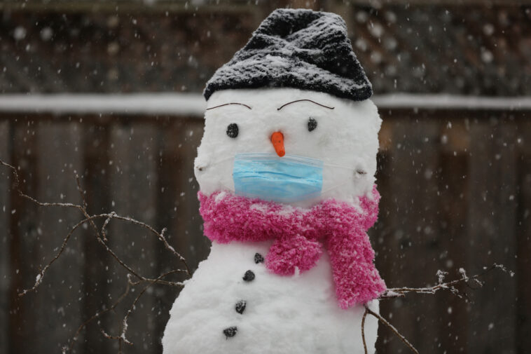 Itt az új Covid-variáns, egyre több az influenzás és az RSV-s