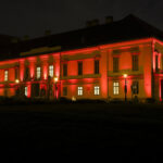 Üzent a Sándor-palota Lázár Jánosnak