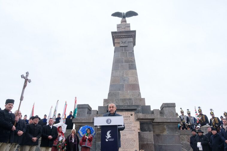 Potápi Árpád János: a madéfalvi áldozatok véréből erős, ellenálló közösség sarjadt