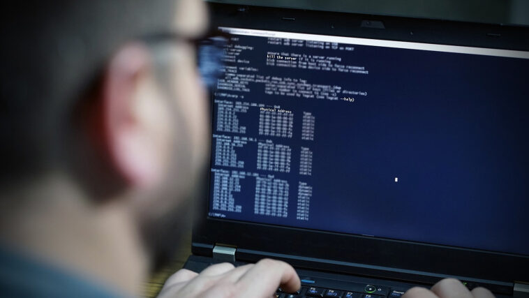 Új jogkört kap a GVH: akár teljes honlapokat is lekapcsolhatnak