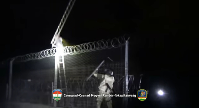 Bakondi György: A rendőröknek mostantól lehetősége van riasztó lövés leadására a déli határnál