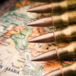 Az újabb nemzetközi konfliktus hozza vissza a pusztító áremelkedést a boltokba?