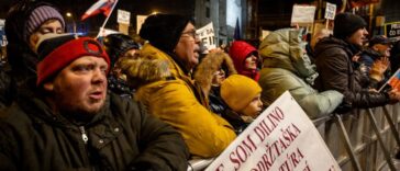 A városi és az állami rendőrség is felügyel a biztonságra a pozsonyi tüntetésen