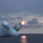 Egyre nagyobb a baj: atomháborús fegyvereket tesztelt Kim Dzsongun