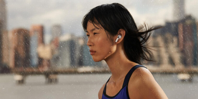 Felszámolták a hamis AirPods-okat készítő gyárat