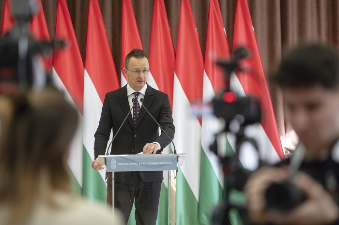 Diplomáciai nagyüzem – Kilenc ázsiai külügyminiszterrel tárgyalt Szijjártó Brüsszelben