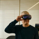 Az Apple fejese megmagyarázta, miért ér 3500 dollárt a Vision Pro headset