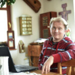 Lackfi János is kilép Novák Katalin tanácsadói testületéből