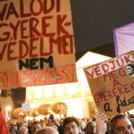 „Ne érjük be azzal, hogy Novák mondjon le, és másik pártkatonát ültetnek a helyére!”