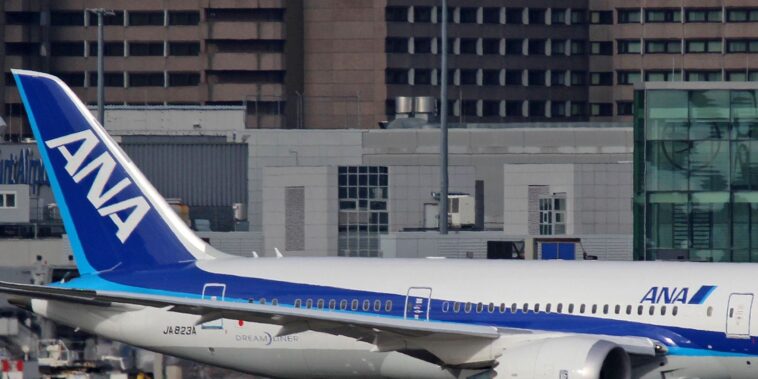 Csaltak vizsgákon a reptéri dolgozók