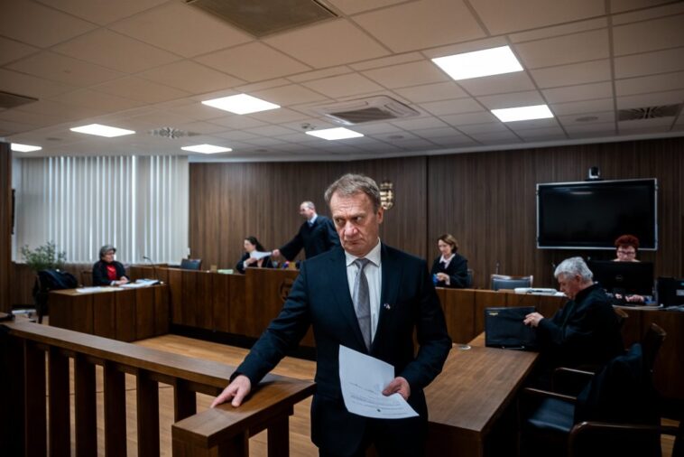 Kálmán Olga: Hogy követhetett el földön fekve súlyos bűncselekményt Varju László?