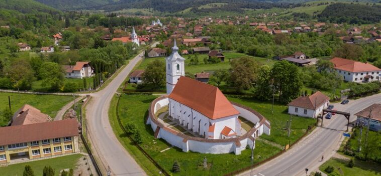 K. Endrét sokan ártatlannak tartják szülőfalujában, mert olyan „jóravaló”