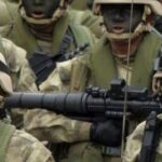 Le Monde: Franciaország azt tervezi, hogy katonákat telepít Ukrajnába