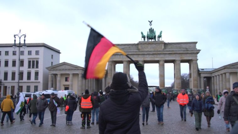 Németország: ellenőrzés alá vonhatják az AfD támogatóinak bankszámláit