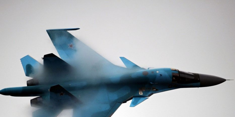 Francia vadászgépek behatoltak Oroszországba