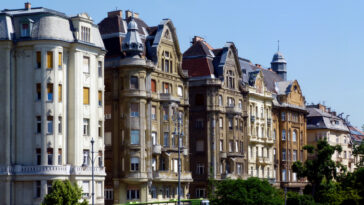 Magyarok százezrei mozdultak meg egyszerre, megérkeztek a lakásbiztosítási kampány első számai