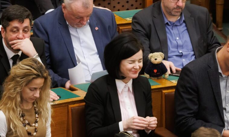 Kunhalmi Ágnes is tudja, ha beáll a Fidesz Vitézy Dávid mögé, Karácsony repül a bársonyszékből