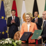 Az unió ad 7 milliárd eurót Egyiptomnak, hogy tartsa távol a bevándorlókat Európától