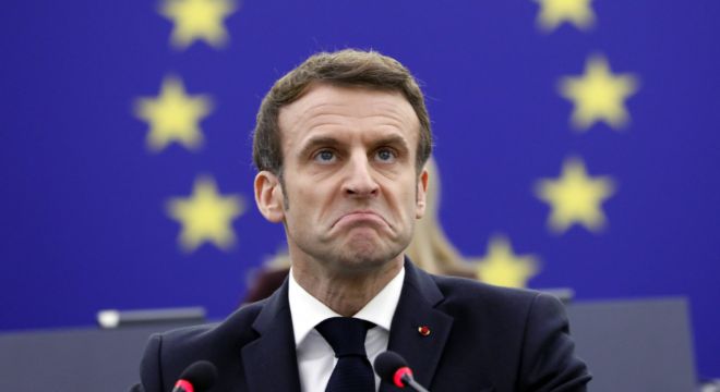 Tüntetés lesz Budapesten Macron háborús kijelentése miatt