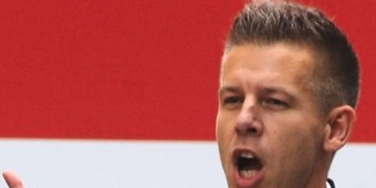 Itt vannak a részletek: erre készül az új dollárcseléd, Magyar Péter