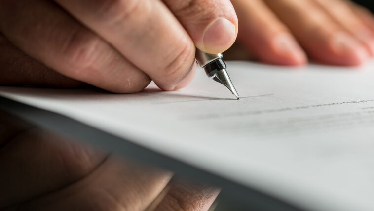 Zárt ajtók mögött folytatódik a bértárgyalás a győri Audinál