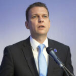 Menczer nem érti, miért baj, hogy kirúgták Tarr Zoltánt