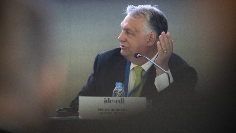 Orbán Viktor: Ha minden jól megy, lezárhatjuk az év végén a háborút