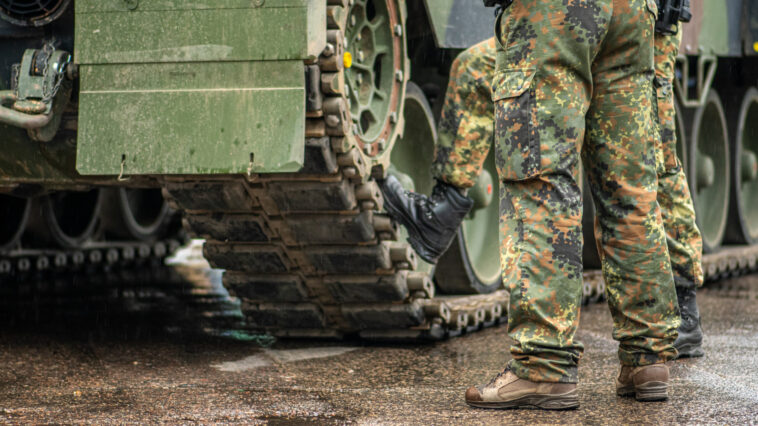 Hajmeresztő: több mint 6000 online meeting tartalma szivárgott ki a német hadseregtől