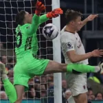 Ha ezután nem rúgják ki a Manchester United bohócedzőjét, akkor soha